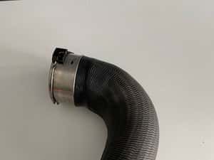 Furtun intercooler Volvo XC90 S90 V90 V60 XC60 S80 2015-2020 — miniatura 7