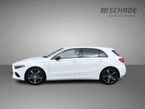 Mercedes-Benz A 180 - 33.519 EUR — miniatura 2