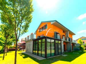 Vila Exclusivista P+2E+M zona Faleza Nord - Plaja Reyna