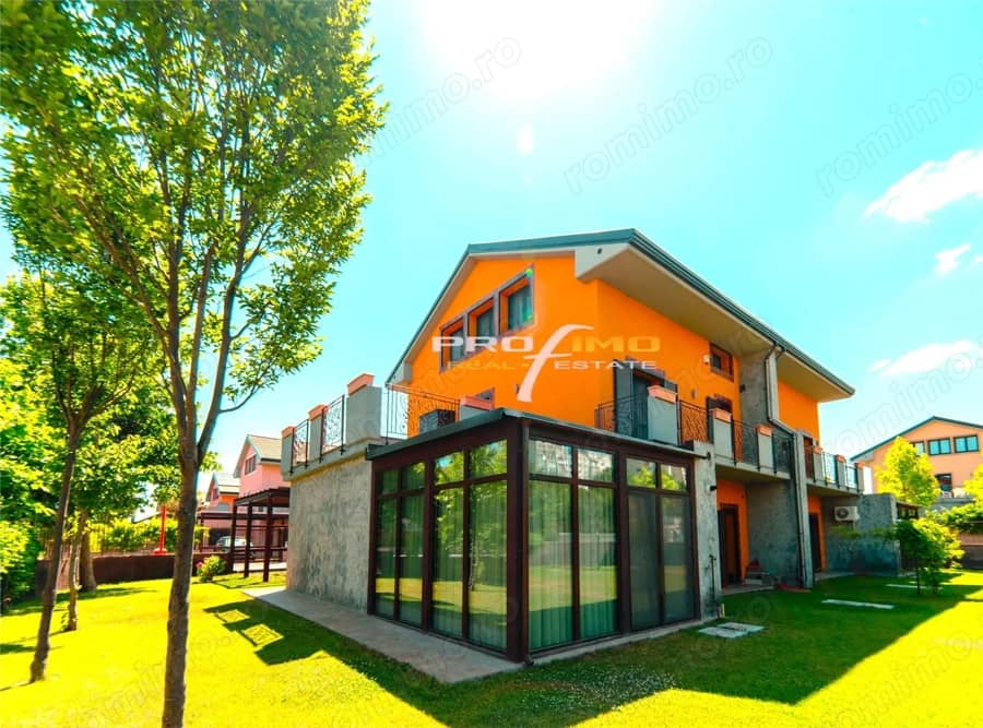 Vila Exclusivista P+2E+M zona Faleza Nord - Plaja Reyna — fotografie 1 din 10