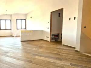 Vila Exclusivista P+2E+M zona Faleza Nord - Plaja Reyna — miniatura 2
