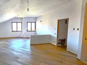 Vila Exclusivista P+2E+M zona Faleza Nord - Plaja Reyna — miniatura 6