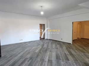 Vila Exclusivista P+2E+M zona Faleza Nord - Plaja Reyna — miniatura 10