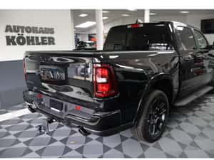 Dodge RAM Laramie Night - SUV Nou 2025 — miniatura 3