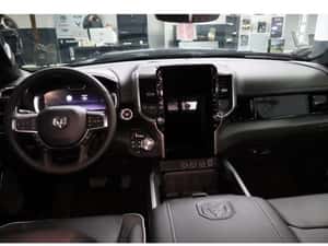 Dodge RAM Laramie Night - SUV Nou 2025 — miniatura 7