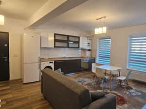 Inchiriez apartament in bloc nou,2locuri parcare,Cartierul Tineretului