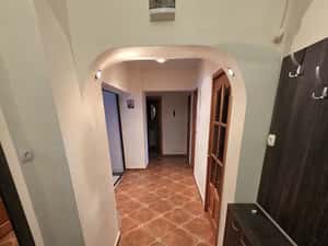 Apartament 3 camere de inchiriat, proprietar , centru — miniatura 2