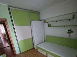 Apartament 3 camere de inchiriat, proprietar , centru — miniatura 3