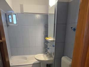 Apartament 3 camere de inchiriat, proprietar , centru — miniatura 6