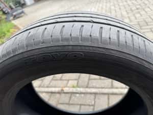 Vand set 4 anvelope vara TOYO Proxes R56  215/55/R18 folosite in stare buna originale — miniatura 3
