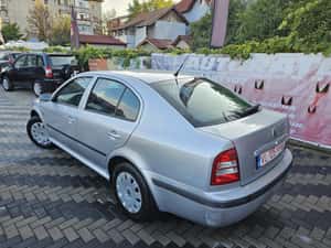 Skoda Octavia Tour 1.6 MPI+GPL 2009, 4000 EURO — miniatura 6