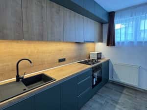 Camere cu băi proprii de închiriat la 700m de UMF — miniatura 5