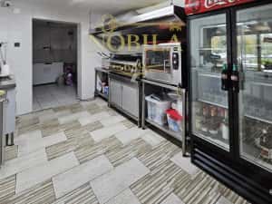 RESTAURANT + CASA P+E LA PACHET DE VANZARE ONESTI — miniatura 9