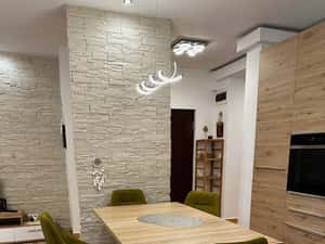 Apartament cu 2 camere -terasa cu vedere catre padure — miniatura 6