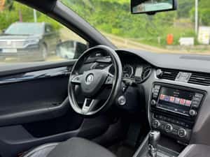 SKODA OCTAVIA 2013 — miniatura 3