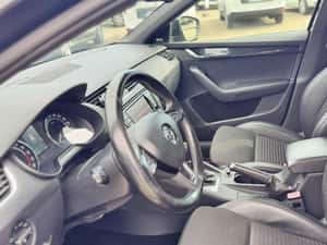 SKODA OCTAVIA 2013 — miniatura 4