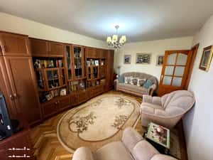 Vanzare apartament 2 camere decomandat Cornisa Bistritei - stare foart