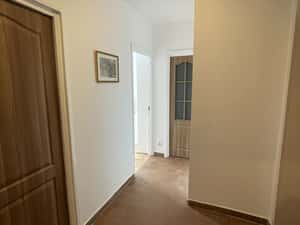 Apartament 3 camere, proaspăt renovat, Grivita, București — miniatura 4