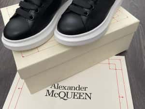Alex ander mqueen produs nou PREMIUM — miniatura 3
