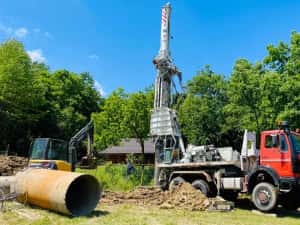 Foraje Fantani, Piloți, Montare tuburi — miniatura 3