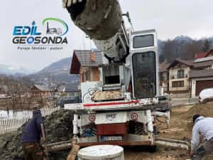 Foraje Fantani, Piloți, Montare tuburi — miniatura 6