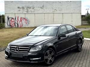 Mercedes-Benz C Class 220 CDI AMG ILS — miniatura 2