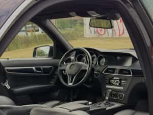 Mercedes-Benz C Class 220 CDI AMG ILS — miniatura 7
