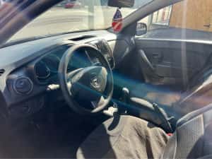 Dacia Logan 2016 0.9 benzina cu GPL — miniatura 5