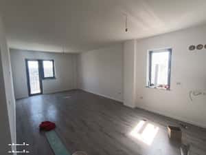 Apt premium 2 camere  58 mp  plus terasa de 38 mp acoperita , comision — miniatura 3
