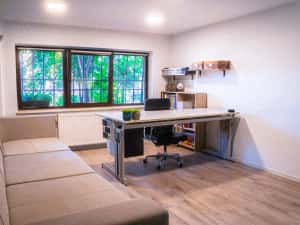 Apartament 4 camere, 130 mp, parter + demisol locuibil, garaj, lângă Complex Studențesc