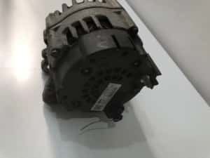 Alternator 180A 2.0 tdi CGLC 03l903016a Audi A4 B8/8K (facelift) — miniatura 3