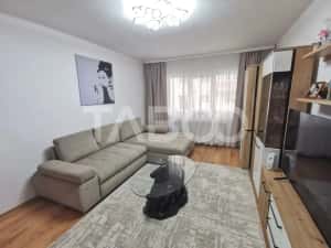 Apartament cu 3 camere decomandate in zona Turnisor din Sibiu — miniatura 2