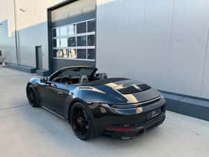 Porsche 992 Cabrio 480 cp, 13.500 km, automată — miniatura 7