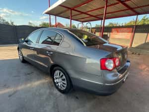 VW Passat 1.9 TDI 2006 — miniatura 4