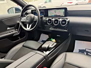 Mercedes-Benz CLA 180 de vânzare — miniatura 7