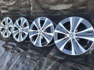 Jante Bicolore 5x112 R18 Originale Mercedes - 2020 — miniatura 3