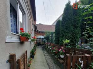 Apartament 112 mp la casa cu curte si garaj, zona Maria, Central  — miniatura 7