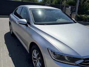 Volkswagen Passat 2019, km reali, carte service — miniatura 3