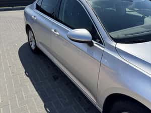 Volkswagen Passat 2019, km reali, carte service — miniatura 4