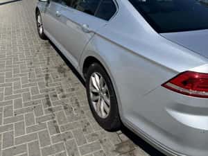 Volkswagen Passat 2019, km reali, carte service — miniatura 7