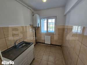 Garsoniera decomandata 31 mp, etaj 2, Cugir – spatioasa si bine comp — miniatura 4