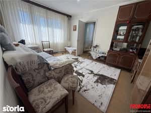 Apartament 2 camere, Mioritei (Slanicului), etaj 4/4, acoperis sarpa — miniatura 4