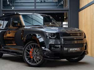Land Rover Defender Hibrid Second Hand 300 cp 2026 — miniatura 1