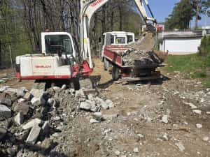 Inchiriez miniexcavator
