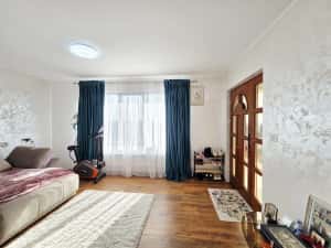 Casa cu utilitati finisata si mobilata la pret de apartament — miniatura 2