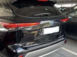 Toyota Highlander Luxury PlugInHyb 7L Automată 190 HP Hibrid — miniatura 4