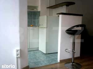 Garsoniera in Centrul Civic – locatie excelenta! — miniatura 4