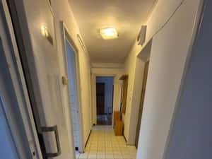 Apartament 2 camere, etaj 1, Bld Bucuresti, zona McDonalds — miniatura 4