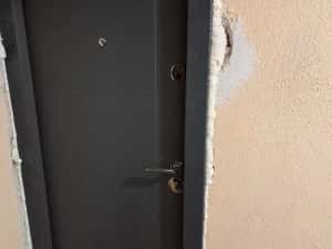 Montaj uși metalice si tâmplărie pvc deblocari usi — miniatura 4