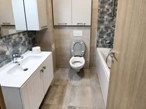 Apartament cu 2 camere, decomandat, CONEST TUDOR, 57mp, 500 euro — miniatura 6